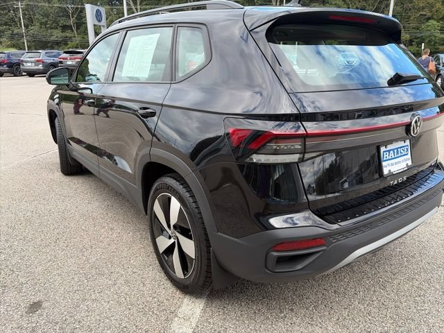 Used 2025 Volkswagen Taos S AWD/4WD image 6