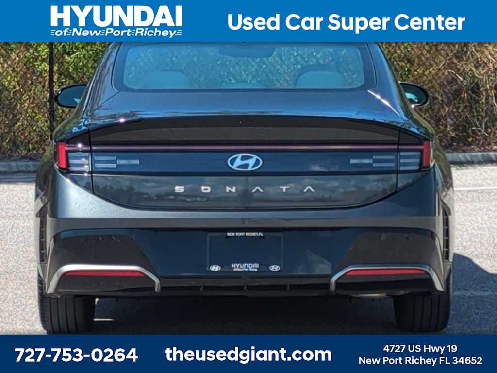 Used 2025 Hyundai Sonata SEL FWD image 4