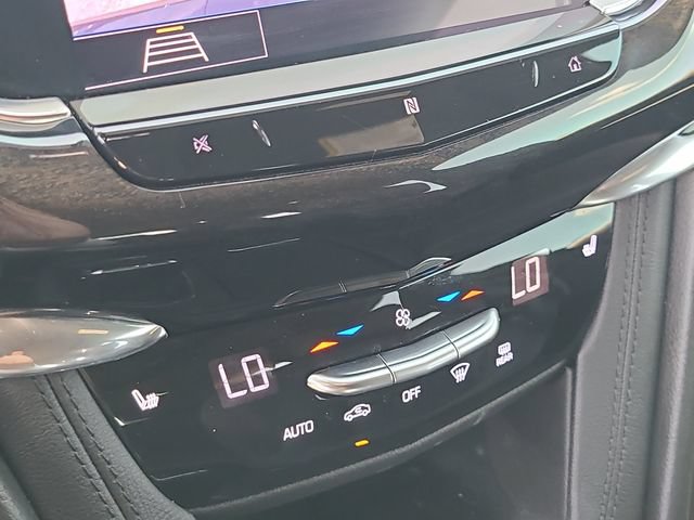 Used 2020 Cadillac XT6 Premium Luxury FWD image 34