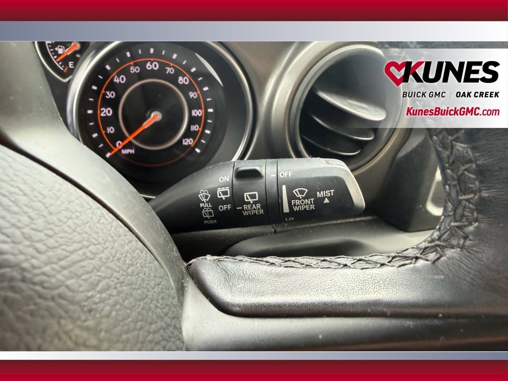 Used 2023 Jeep Wrangler Sport S image 9