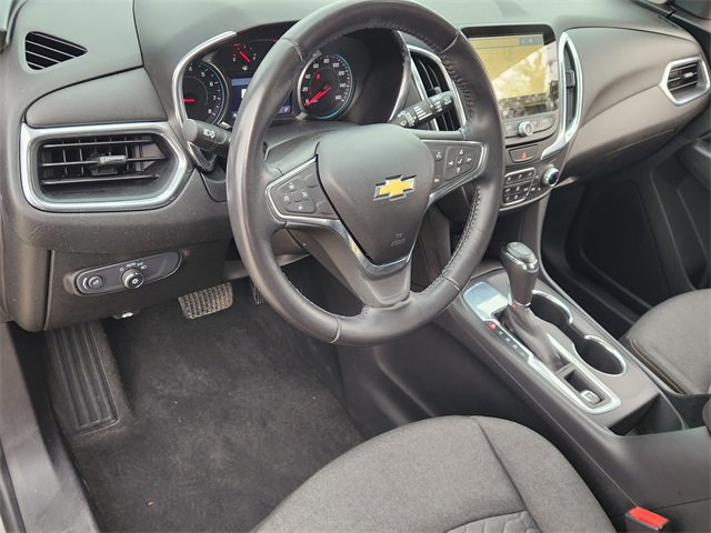 Used 2019 Chevrolet Equinox LT w/ Sun & Navigation Package image 2