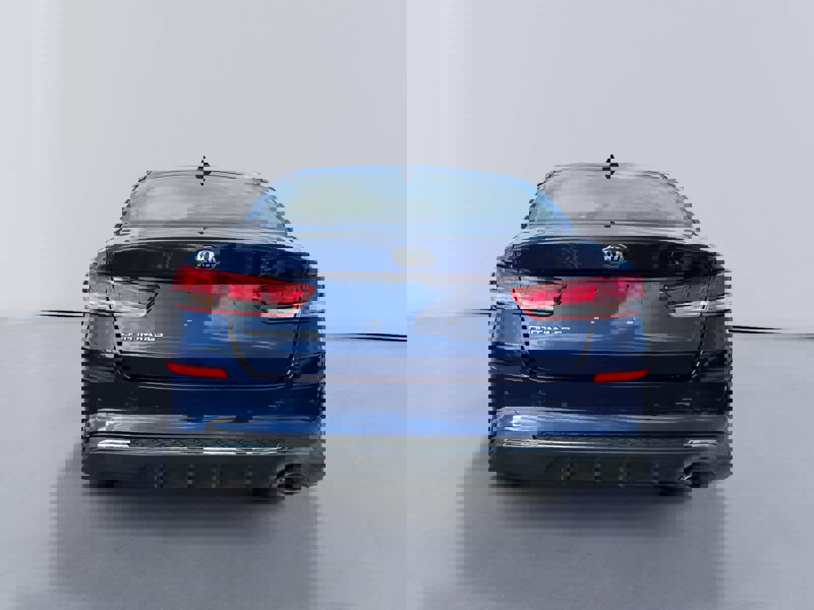 Used 2020 Kia Optima LX image 4