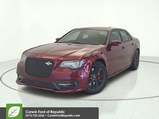 Used 2023 Chrysler 300 C