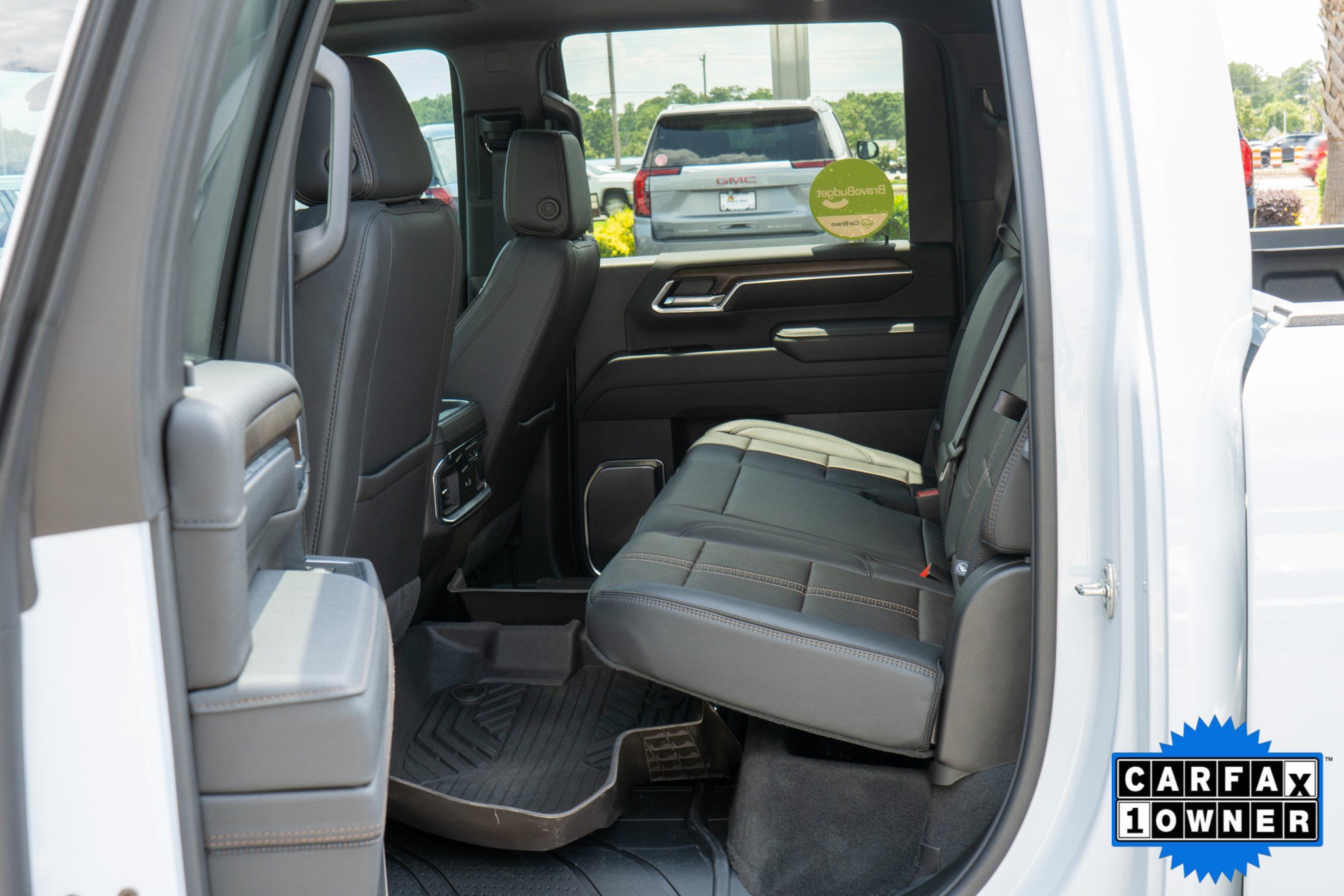 Used 2026 Chevrolet Silverado 2500 High Country w/ Technology Package AWD/4WD image 30