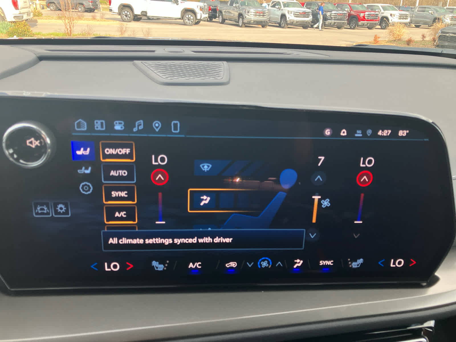 New 2026 Chevrolet Traverse LT w/ Enhanced Driving Package image 25