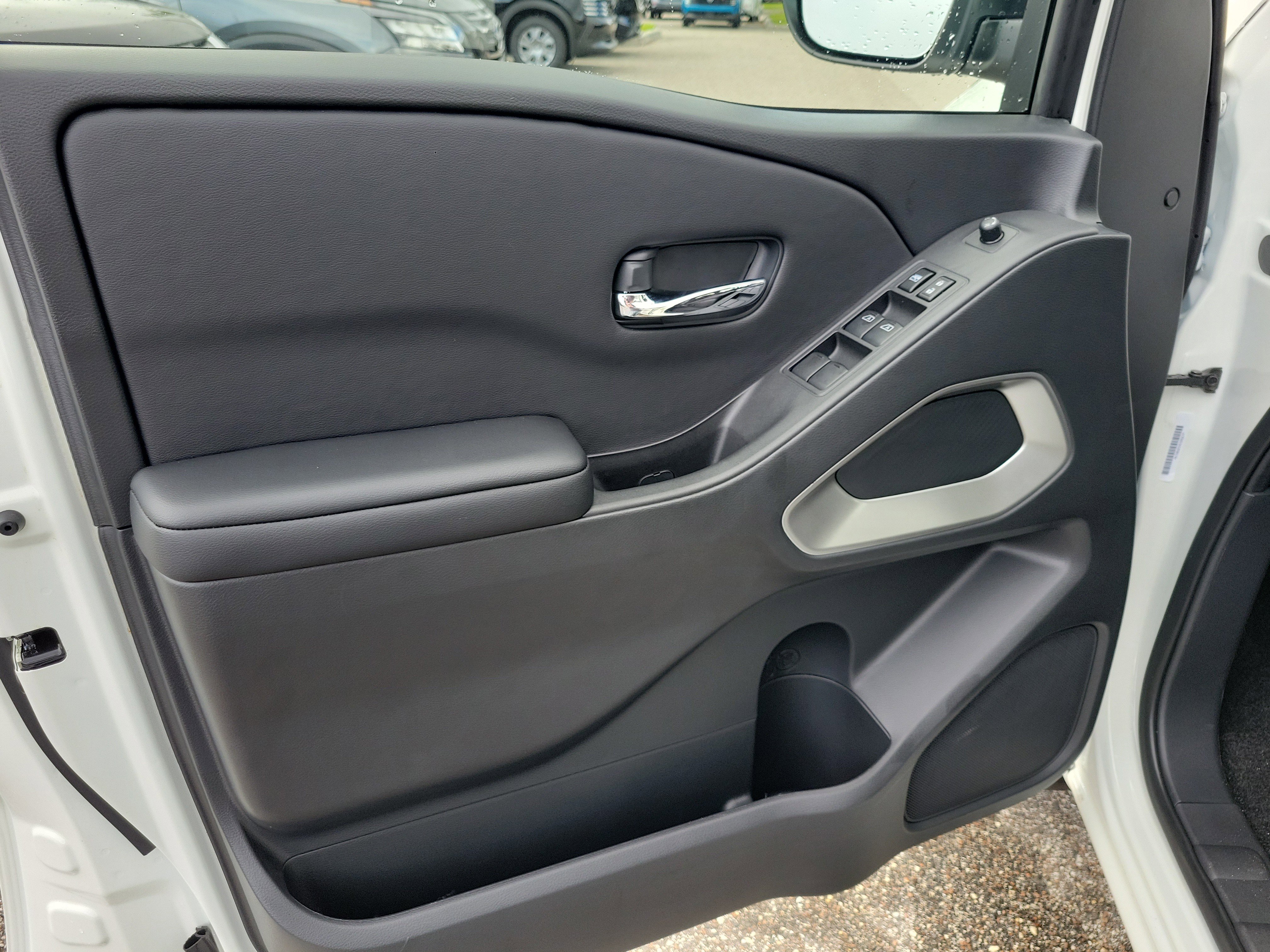 New 2026 Nissan Frontier SV image 13