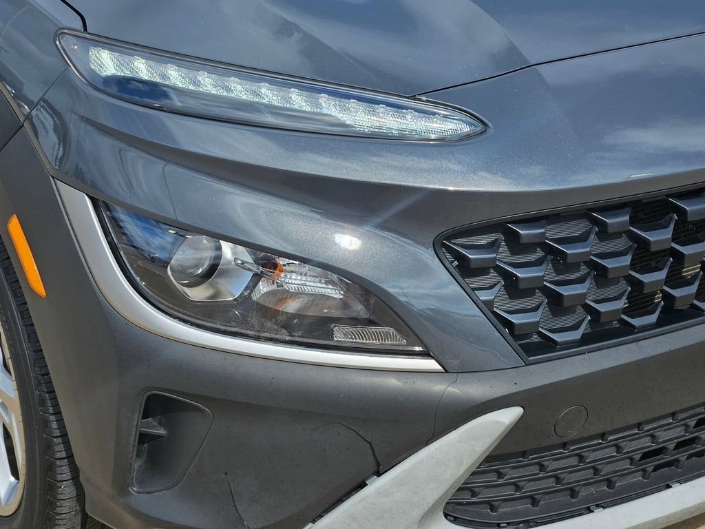 Used 2023 Hyundai Kona SEL w/ Cargo Package FWD image 11