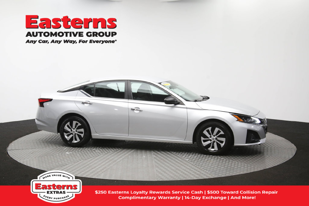 Used 2024 Nissan Altima 2.5 S FWD image 47