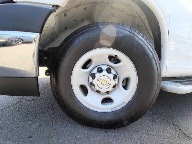 Used 2025 Chevrolet Express 2500 w/ Driver Convenience Package RWD image 27