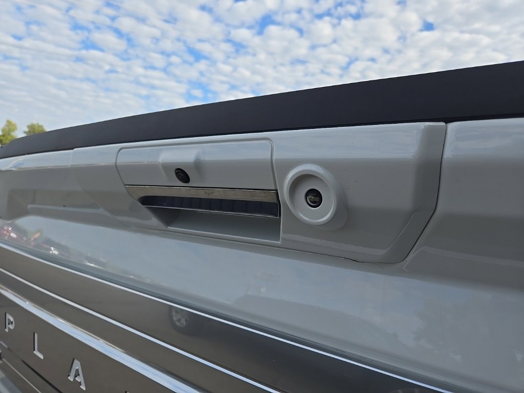 Used 2023 Ford F150 Platinum w/ FX4 Off-Road Package image 24