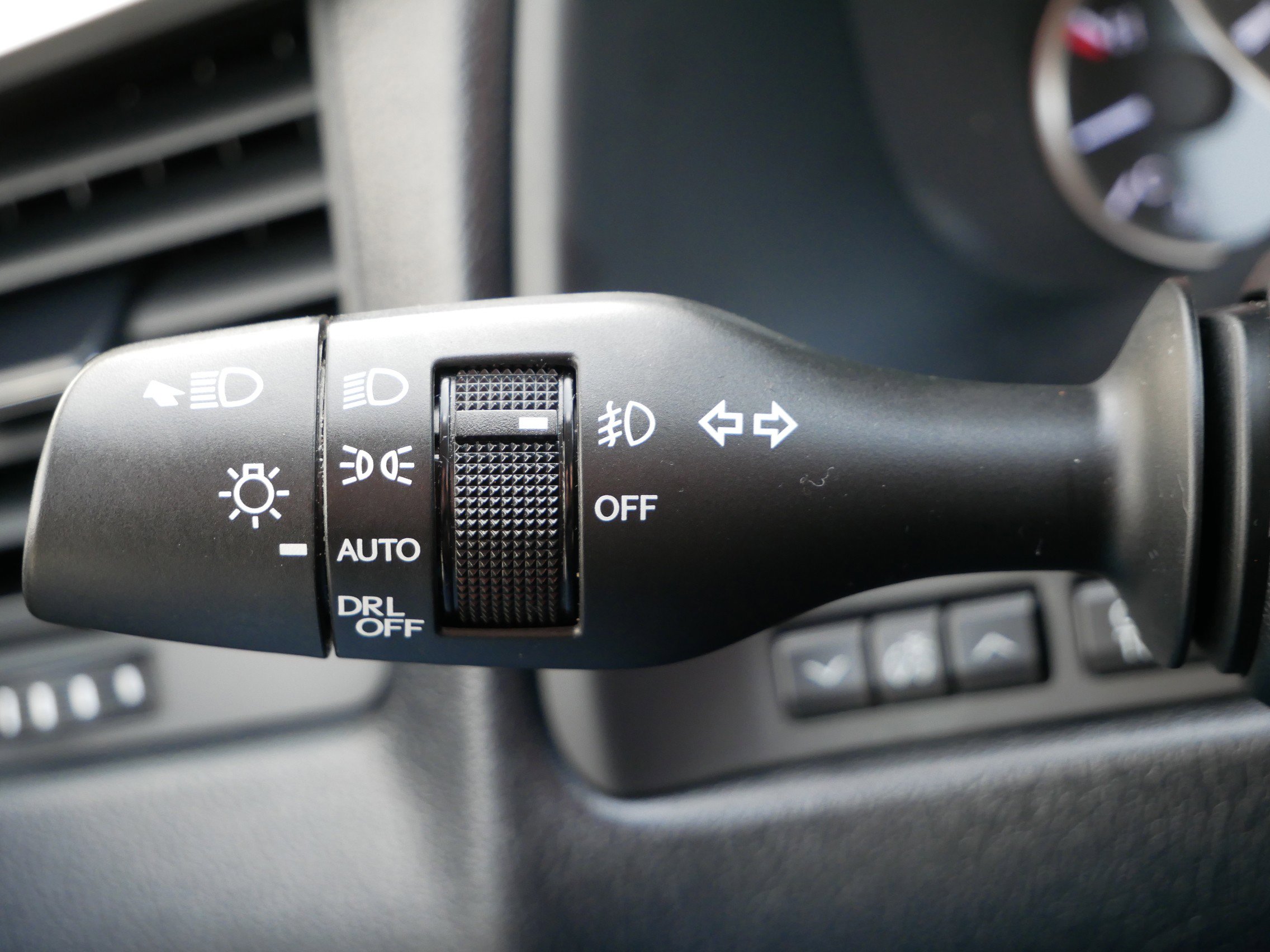 Used 2018 Lexus RX 350L Premium w/ Premium Package image 19