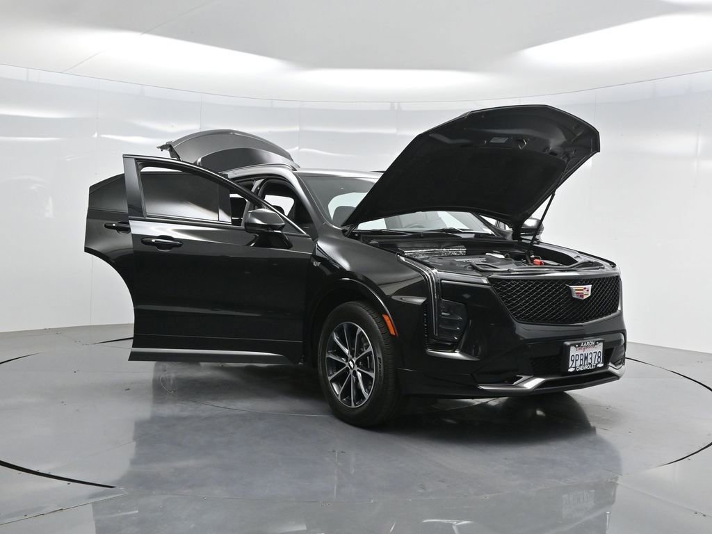 Used 2024 Cadillac XT4 Sport image 35