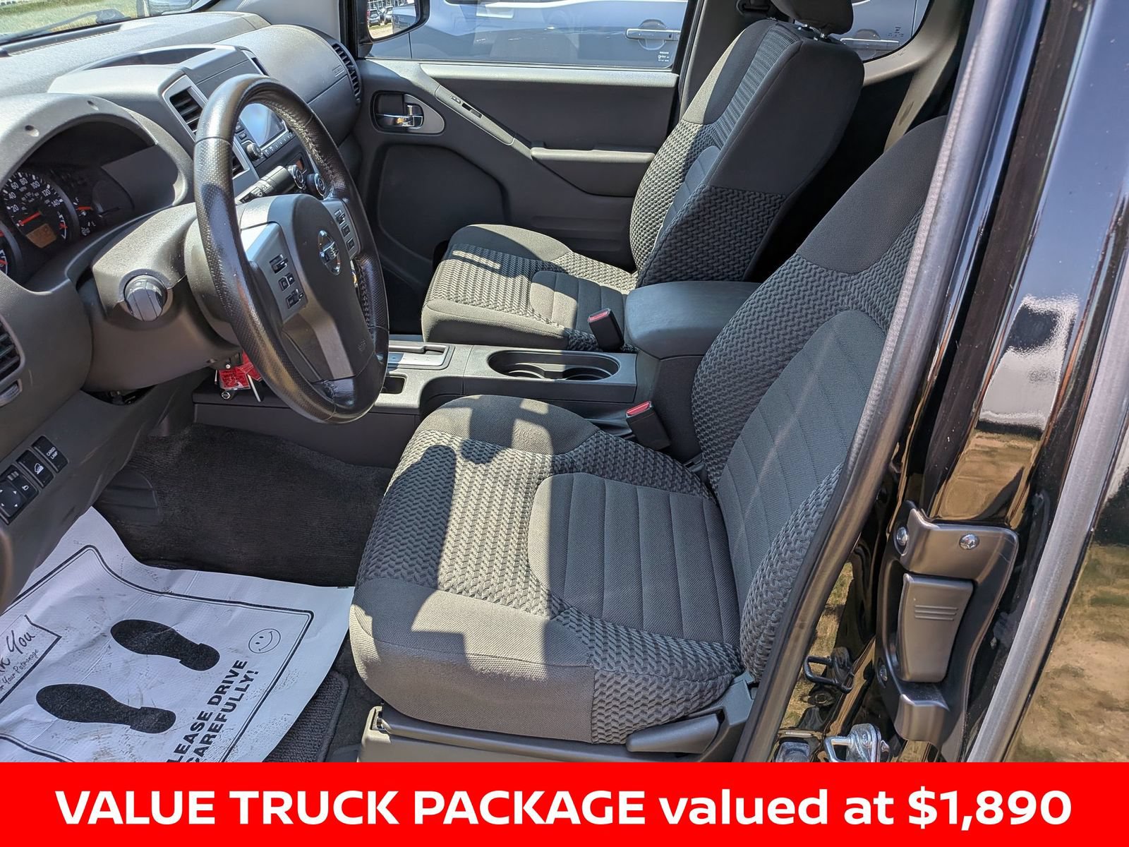 Certified 2018 Nissan Frontier SV w/ Value Truck Package AWD/4WD image 24