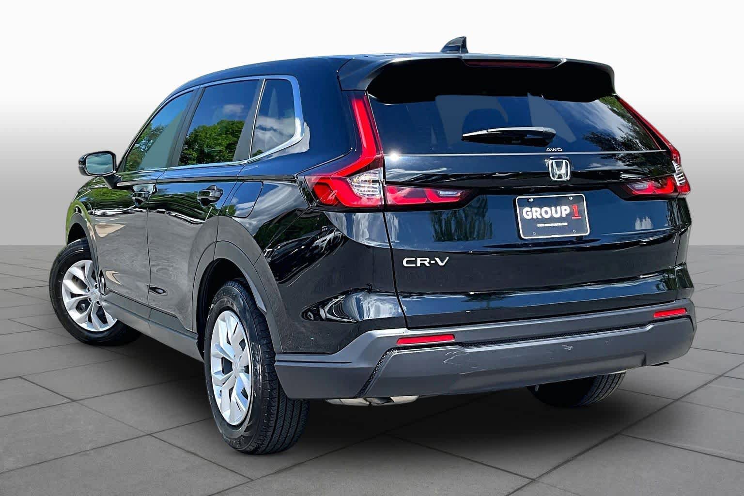 Used 2025 Honda CR-V LX image 12