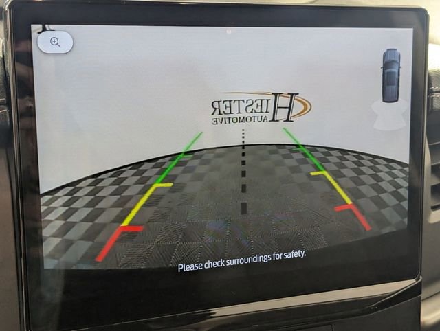 Used 2022 Ford Expedition XLT image 22