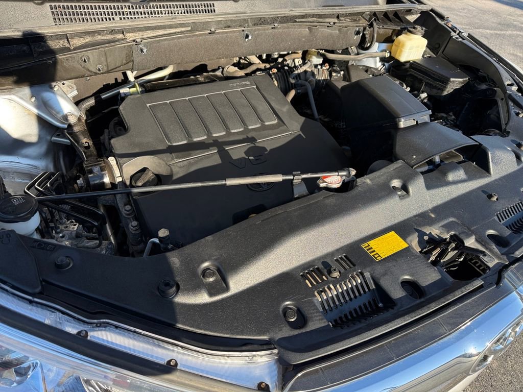Certified 2016 Toyota Highlander LE image 14