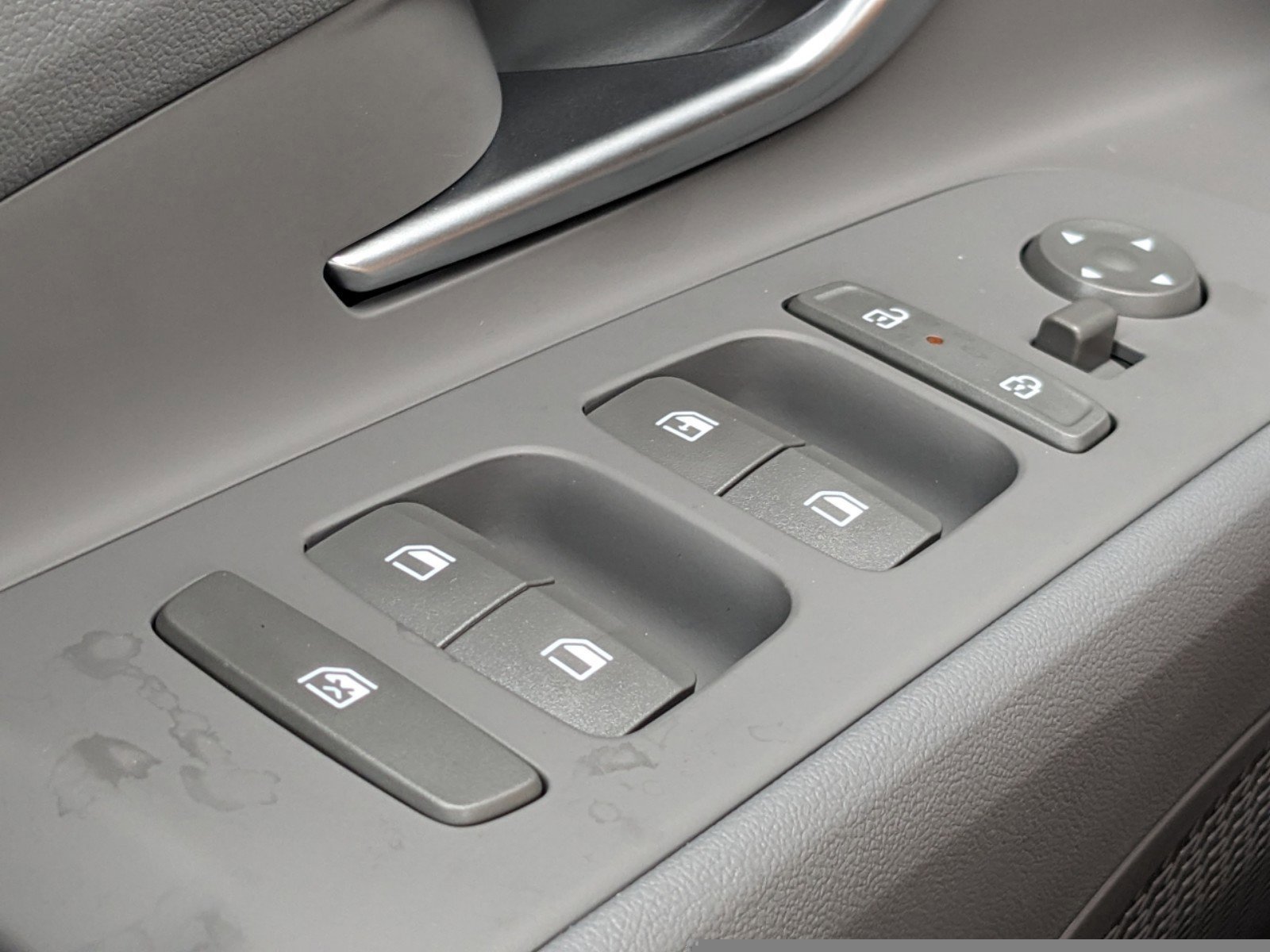 New 2026 Hyundai Elantra SE image 23