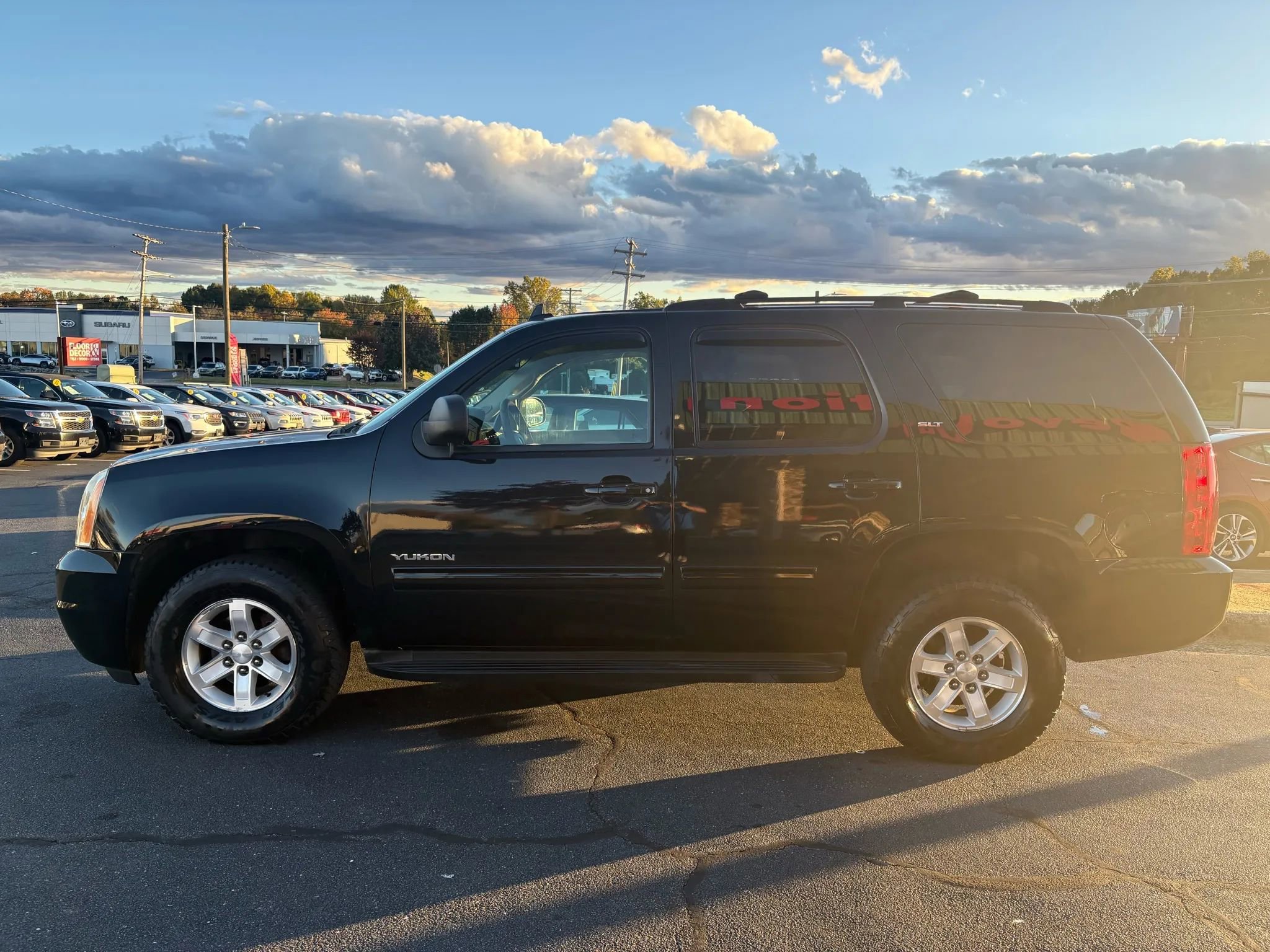 Used 2012 GMC Yukon SLT image 4