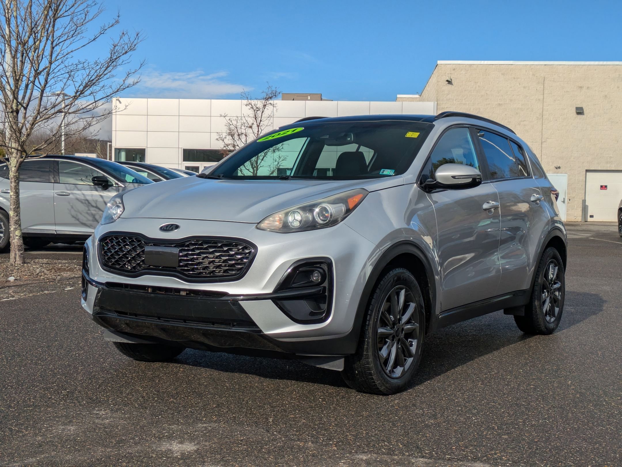 Used 2021 Kia Sportage S w/ S AWD Premium Package image 3
