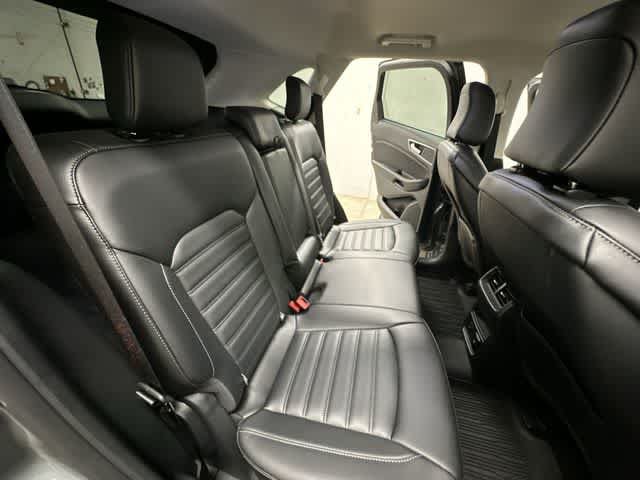 Used 2024 Ford Edge SEL w/ Convenience Package AWD/4WD image 23