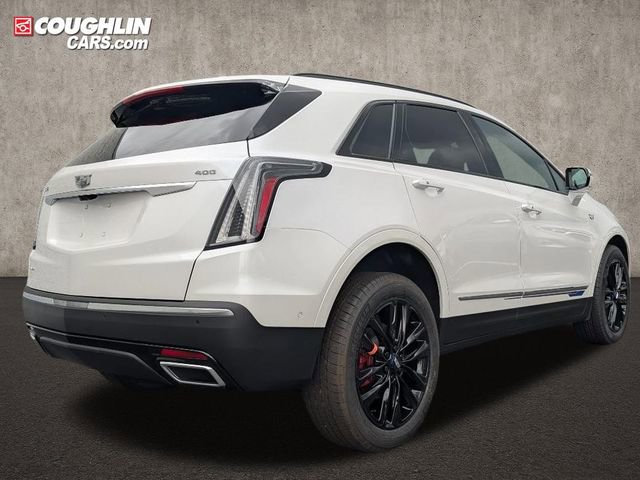 New 2025 Cadillac XT5 Sportv w/ LPO, Blue Accent Package image 7