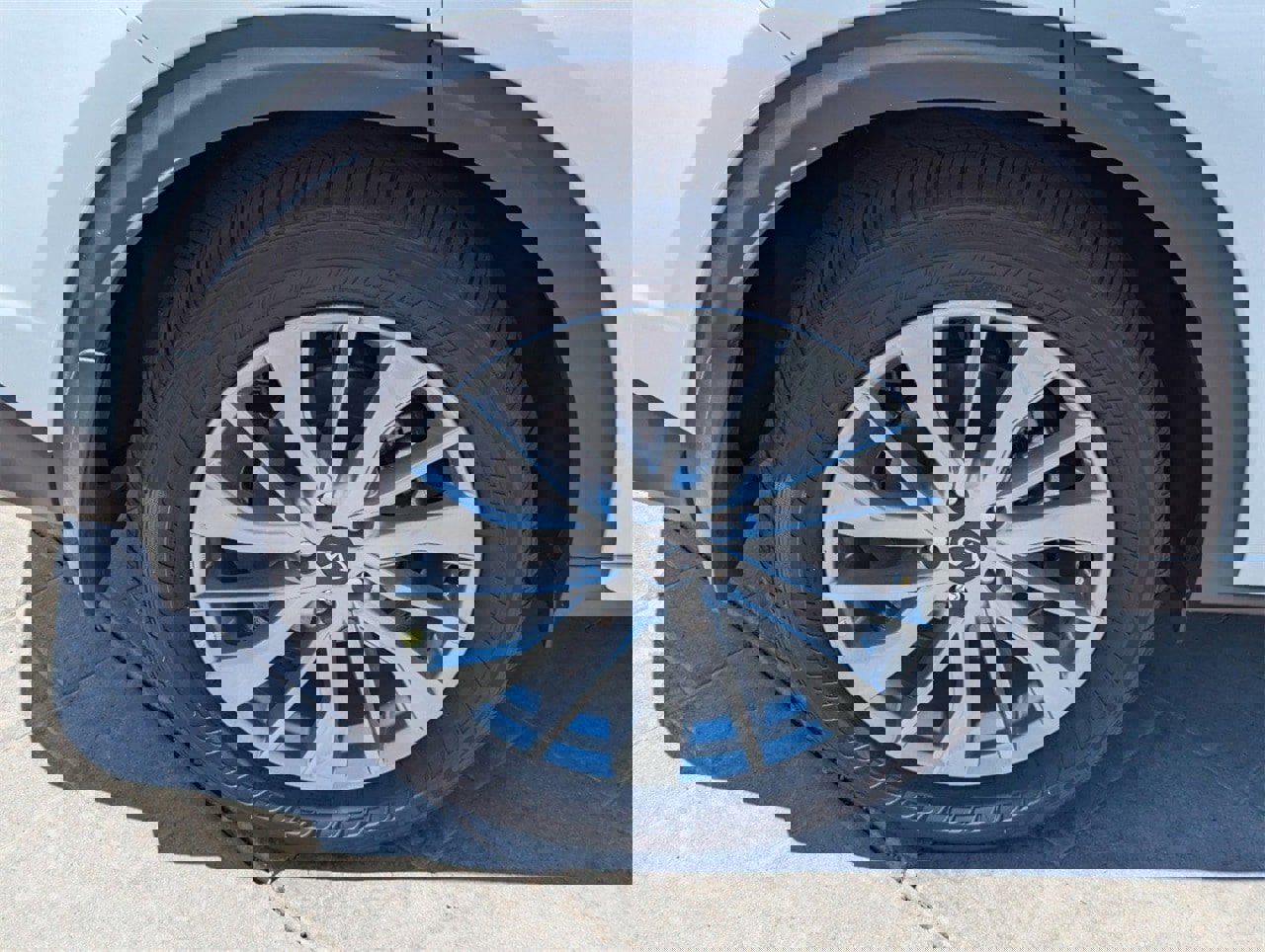 New 2025 INFINITI QX50 Sport image 9