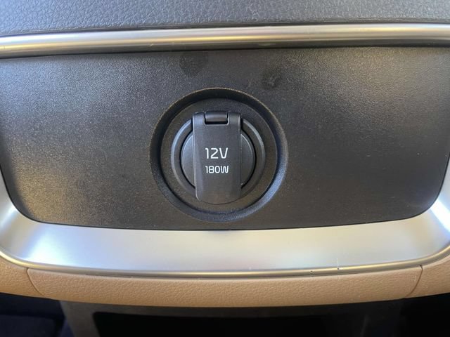 Certified 2024 Kia Carnival LX FWD image 18