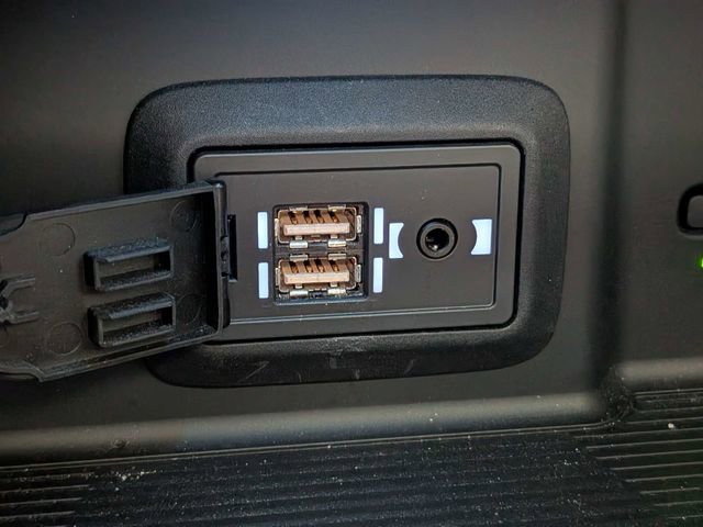 Used 2021 Toyota Venza Limited w/ Advanced Technology Package image 24