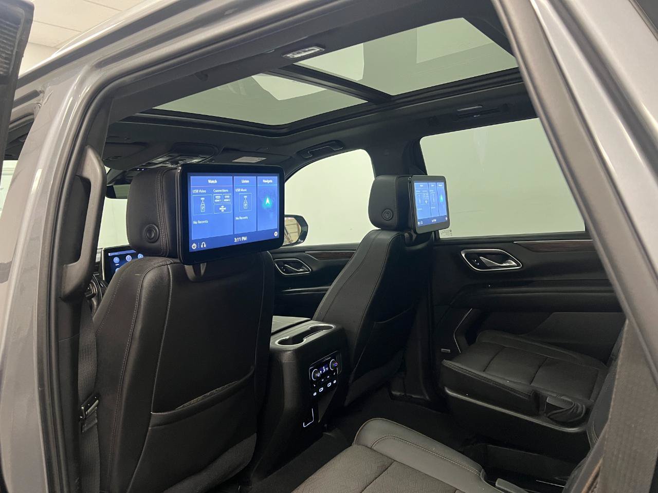 Used 2021 Chevrolet Tahoe High Country w/ Premium Package AWD/4WD image 53