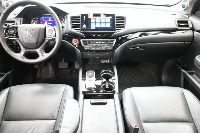 Used 2021 Honda Pilot Touring image 24