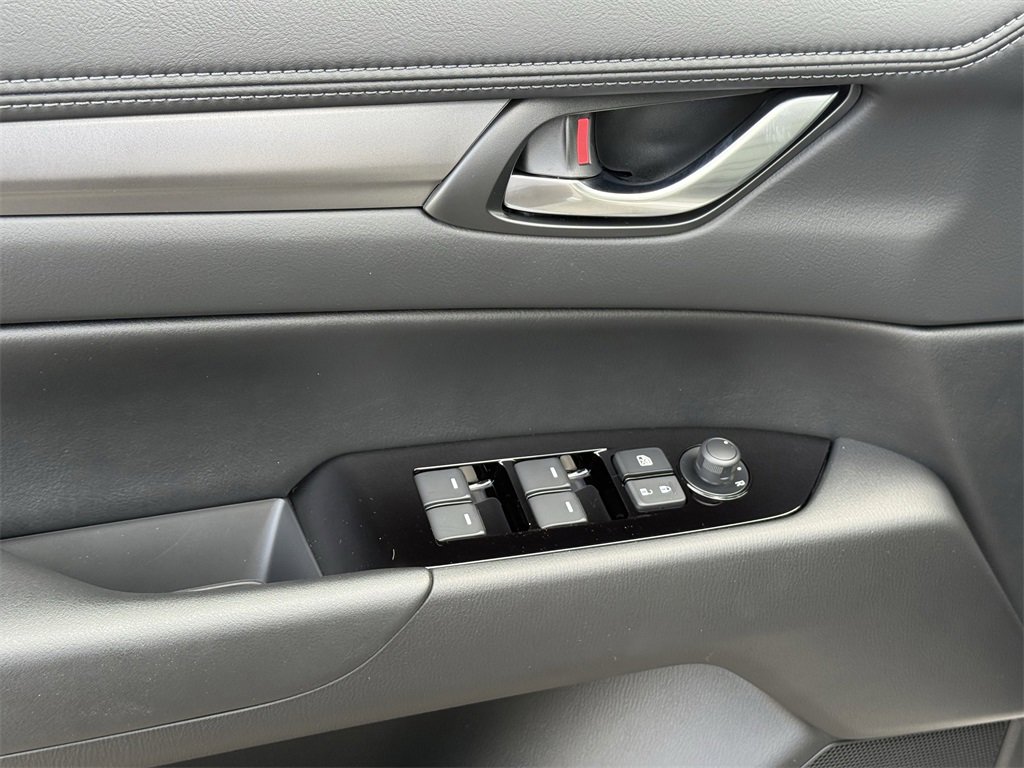 New 2025 MAZDA CX-5 AWD 2.5 S w/ Preferred Package image 15