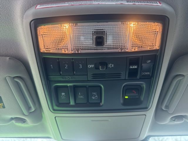 Used 2020 Toyota 4Runner Limited image 35