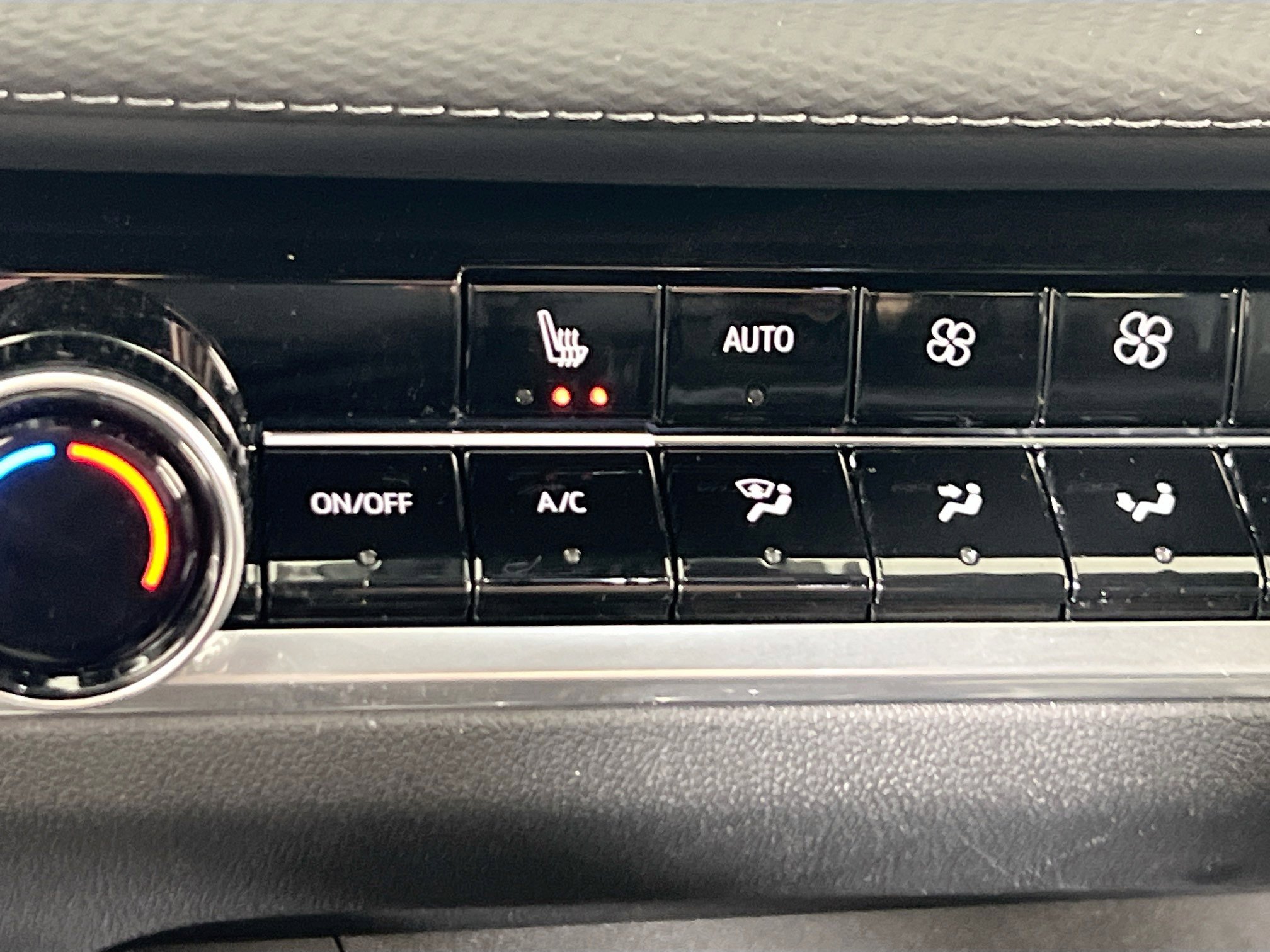 Used 2026 Chevrolet Equinox LT w/ Convenience Package II image 20