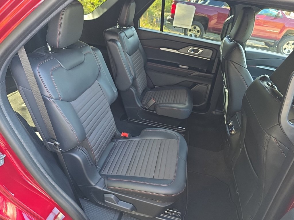 New 2027 Ford Explorer ST-Line w/ Premium Package AWD/4WD image 32