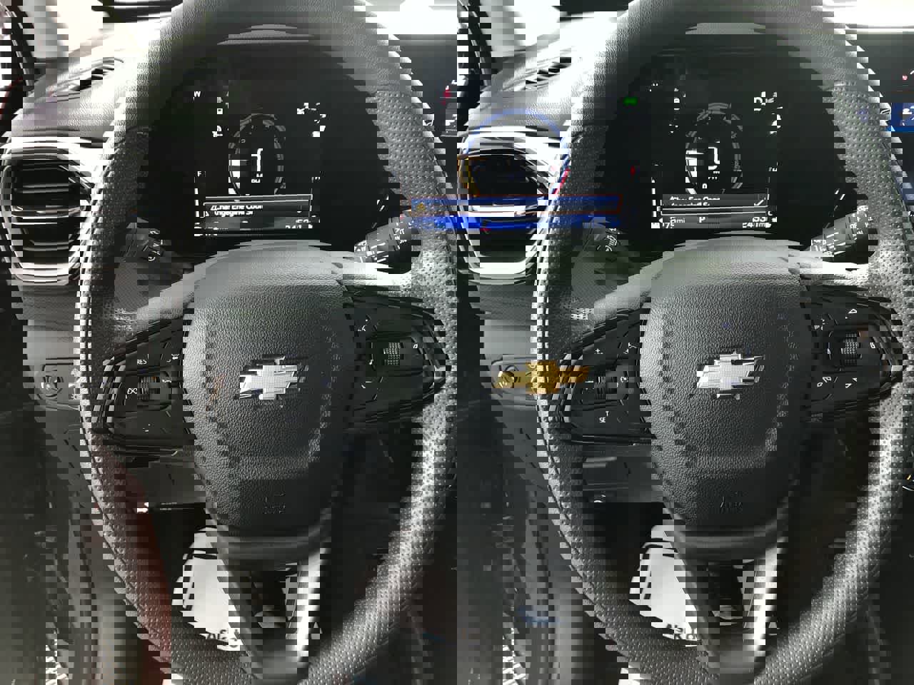 Used 2025 Chevrolet TrailBlazer LT image 13