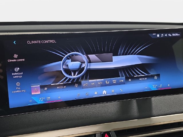 Certified 2024 BMW iX xDrive50 w/ Sport Package AWD/4WD image 21
