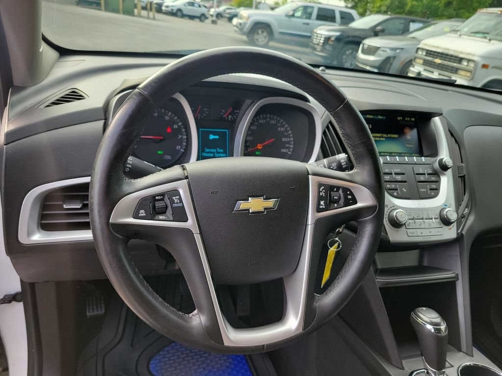 Used 2017 Chevrolet Equinox LT w/ Convenience Package FWD image 25