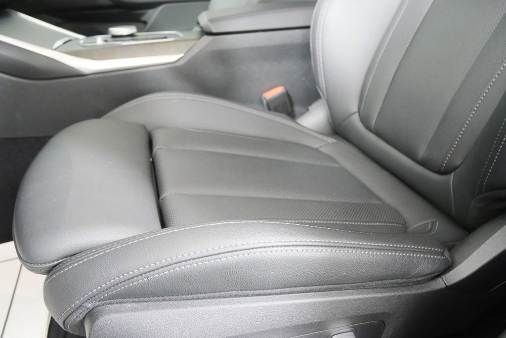 Certified 2024 BMW i4 eDrive40 w/ Convenience Package RWD image 9