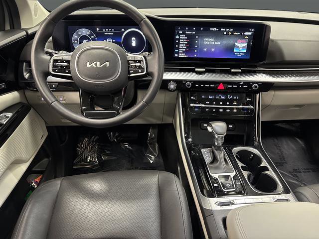 Used 2024 Kia Carnival SX Prestige image 5