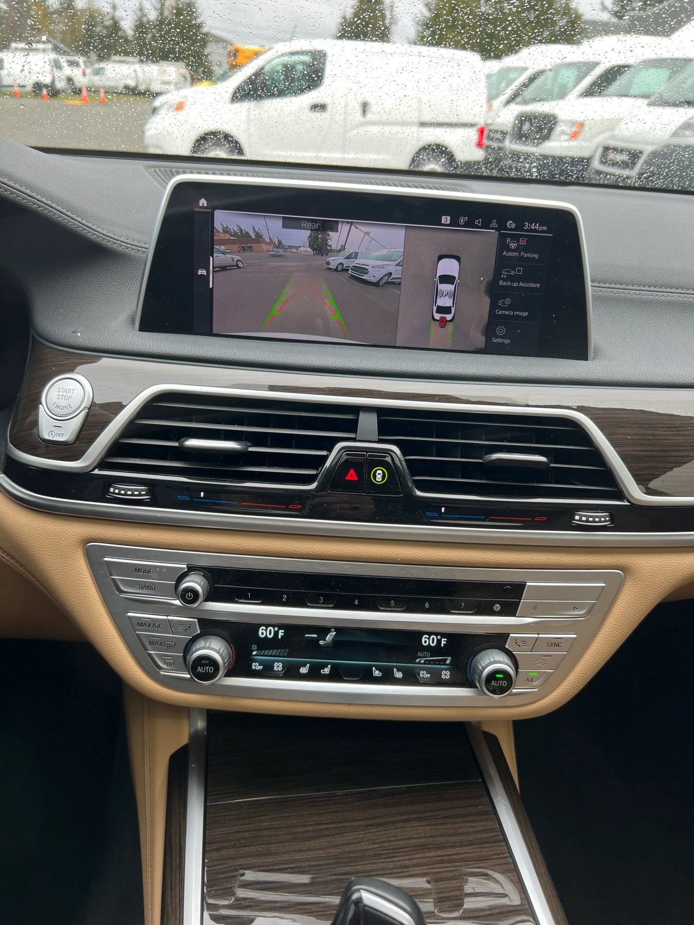 Used 2022 BMW 740i image 15