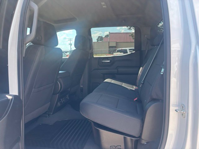 Used 2025 Chevrolet Silverado 1500 Custom Trail Boss w/ Dark Appearance Package AWD/4WD image 12