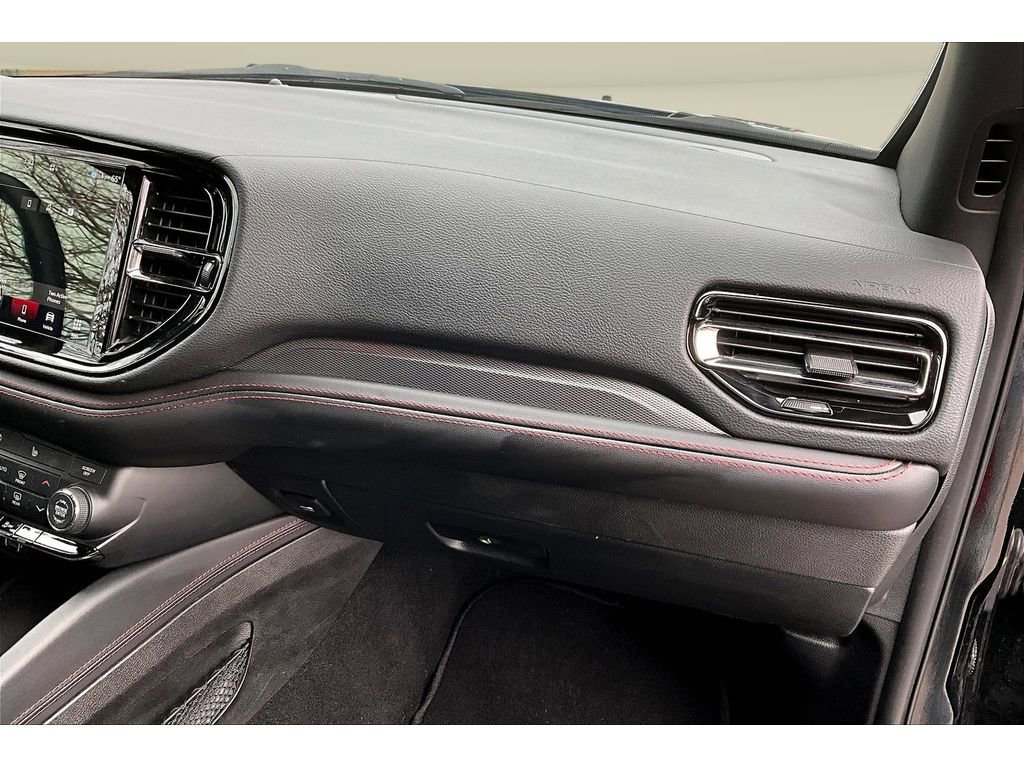 Certified 2025 Dodge Durango GT image 17