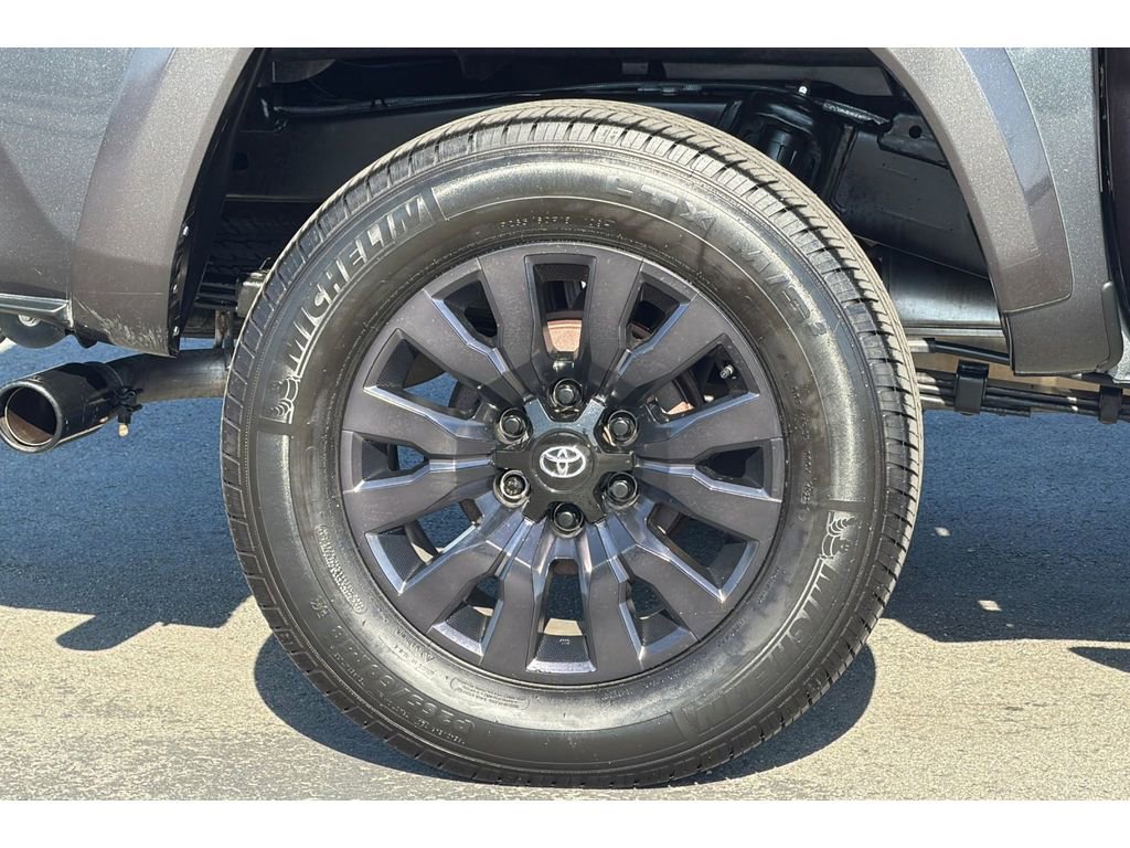 Certified 2022 Toyota Tacoma Limited w/ Nightshade Package AWD/4WD image 32