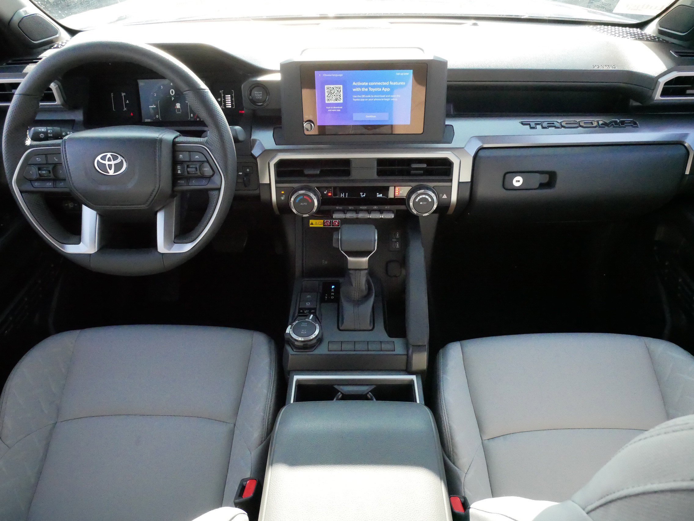 Certified 2026 Toyota Tacoma SR5 AWD/4WD image 10
