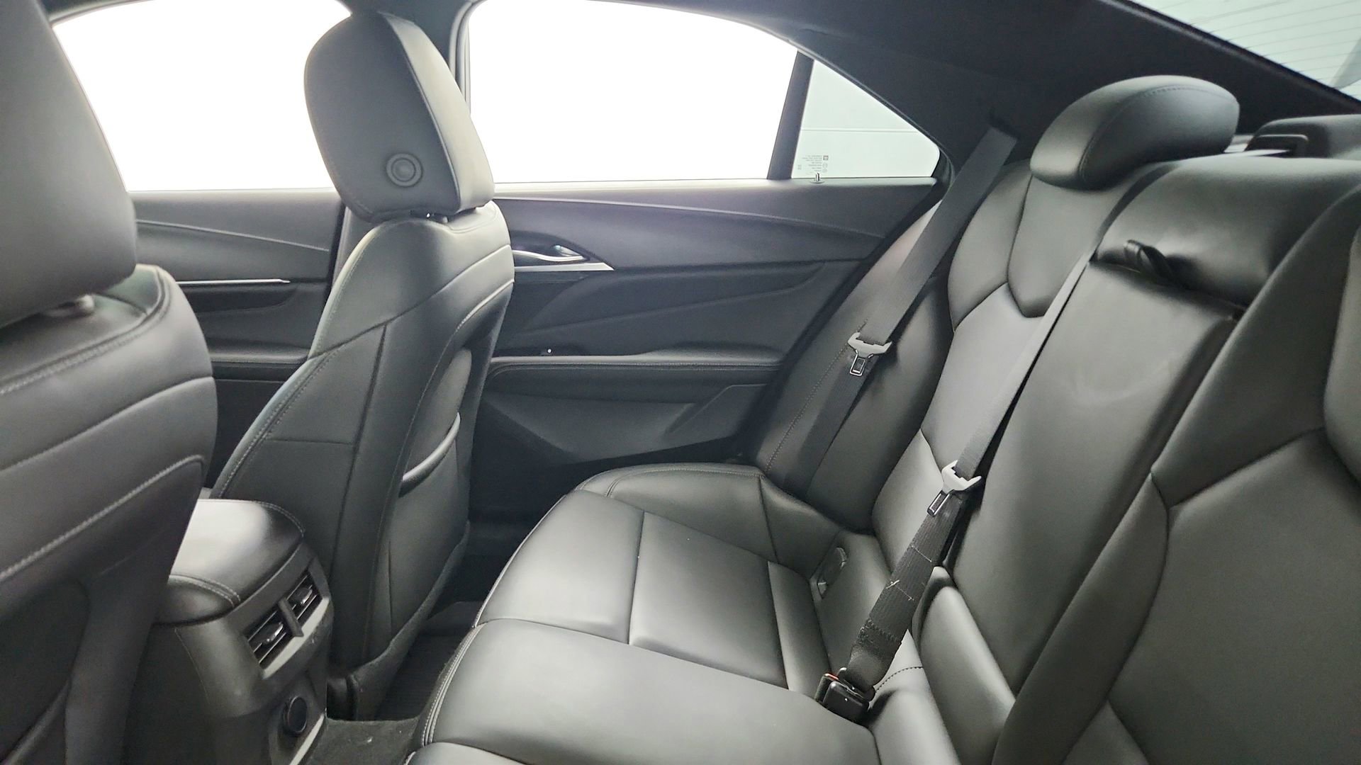 Used 2025 Cadillac CT4 Luxury AWD/4WD image 24