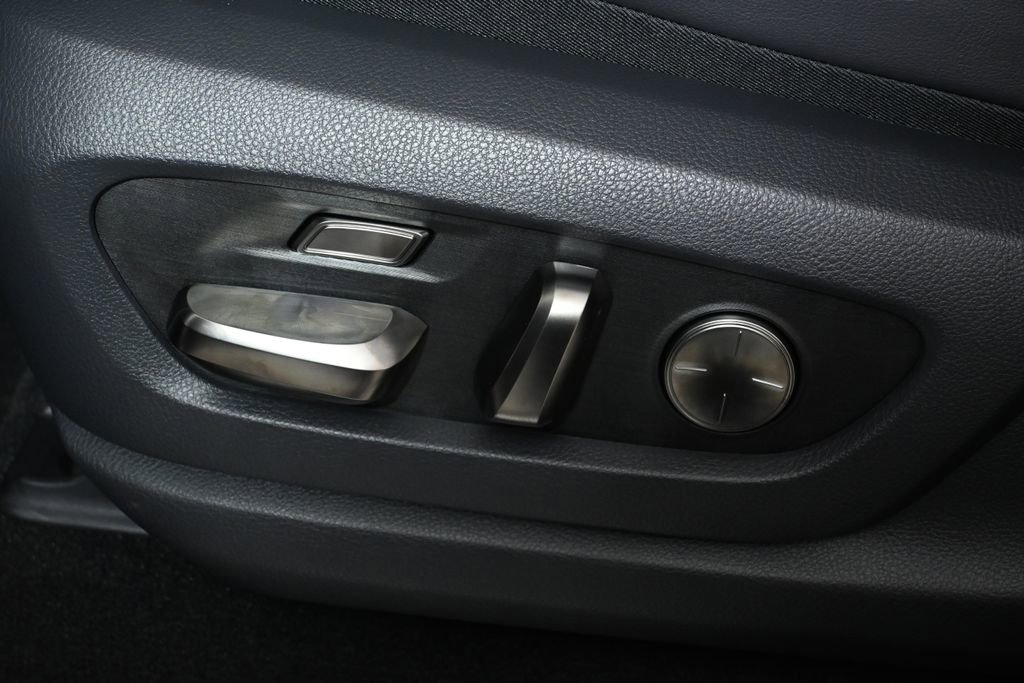 New 2026 Lexus LX 600 4WD w/ Accessory Package (2T) image 28