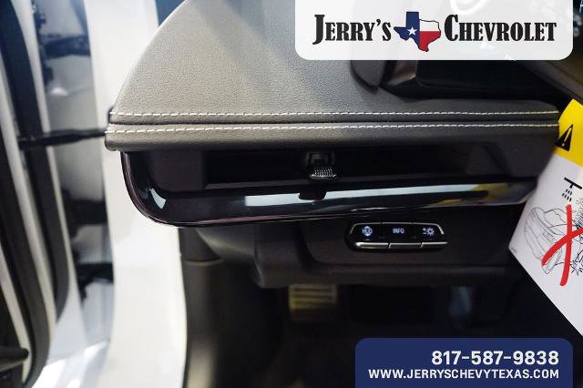 New 2025 Chevrolet Corvette E-Ray w/ Stealth Interior Trim Package AWD/4WD image 13