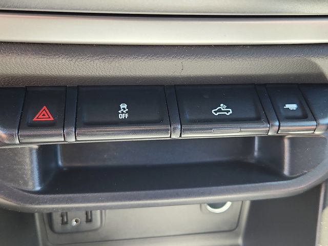 Certified 2022 Chevrolet Colorado LT w/ LT Convenience Package AWD/4WD image 22