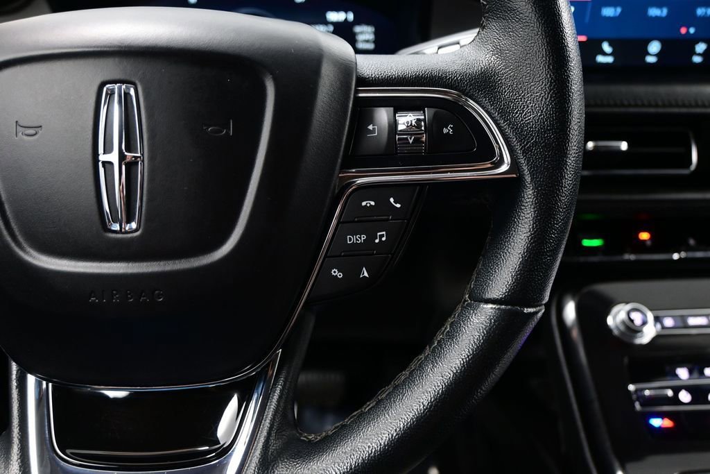 Used 2023 Lincoln Nautilus FWD w/ Premium Package image 16