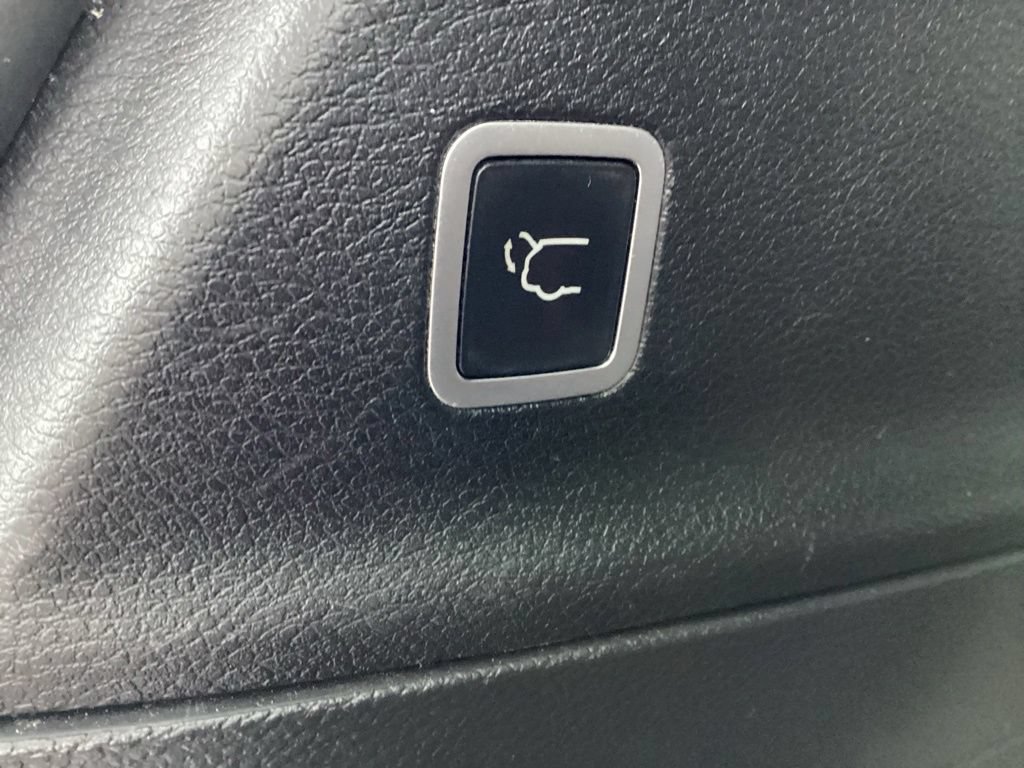 Used 2018 Chrysler Pacifica Touring-L Plus w/ S Appearance Package FWD image 13